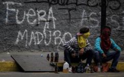 Egy 16 éves fiú a venezuelai országos sztrájk második halálos áldozata