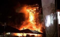 Hatalmas tűz volt egy barcelonai fesztiválon