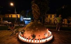 Több tucat ember emlékezett meg a Colectiv tragédia áldozatairól