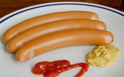 Keddtől Magyarországon érdemes vásárolni virslit és párizsit