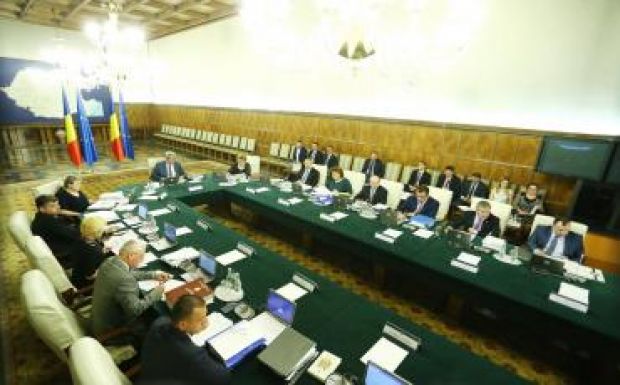 Tudose elengedi 4-5 napra a minisztereit szabadságra 