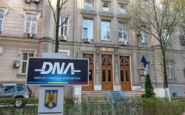 Házkutatást tartott a DNA a kormánypalotában
