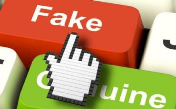 Hadat üzent Romániában a Facebook a kamuhíreknek