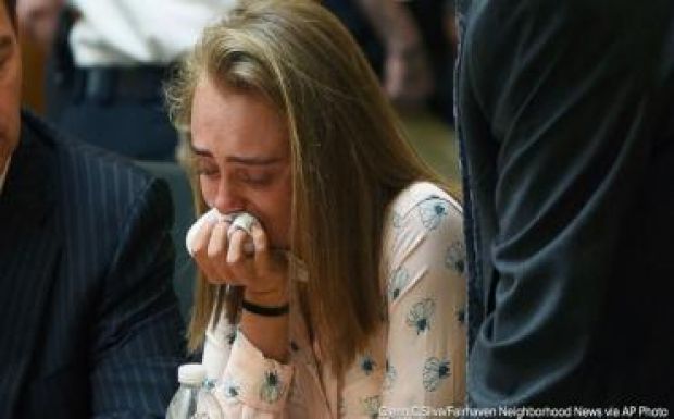 Hihetetlenül szívtelen dolgot művelt udvarlójával ez a 21 éves amerikai lány