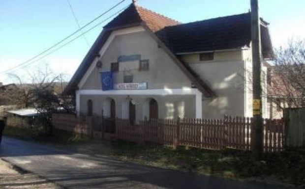 Mégsem adja el a Kós Károly tervezte kultúrotthont Mákófalva református egyházközsége