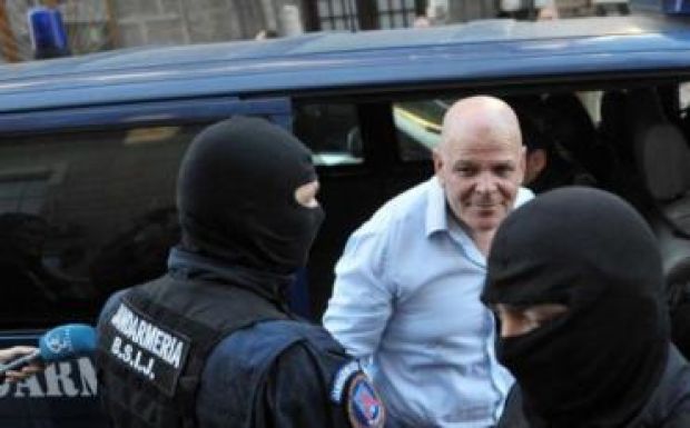 Szökni hagyta a vádlottat a rendőrparancsnok, lefokozták