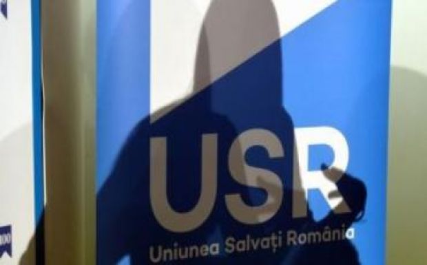 Hivatalos: Ellenzi az USR az alkotmánymódosító kezdeményezést