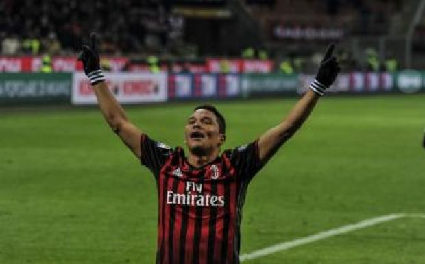 Kölcsönadja kolumbiai csatárját a Milan 