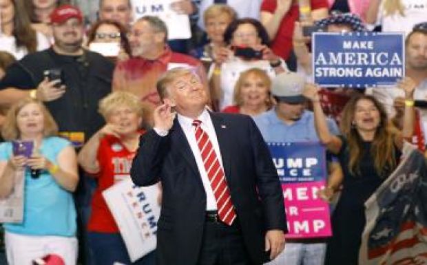 Charlottesville: Trump ezúttal a sajtót hibáztatta