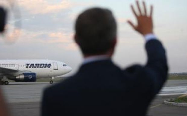 Cégvezetés állami módra: értékesítési ügynök és újságíró a Tarom igazgatótanácsában