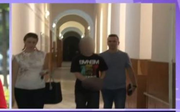 Öngyilkosságra biztatott egy pedofil egy 12 éves temesvári lányt