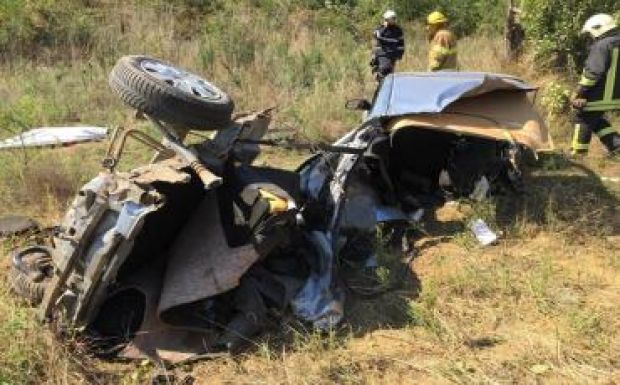 Tizenhat éves kamasz okozott halálos autóbalesetet