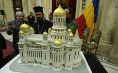 Amikor Elena Ceaușescu megelőzi Drakulát – megvannak a Román Giccs Díj győztesei