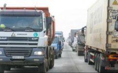 Korlátozzák a teherforgalmat hat megyében a hőség miatt