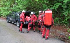 FRISSÍTVE: Szakadékba esett nőt próbálnak megmenteni a Fogarasi-havasokban