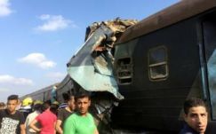 Egymásba rohant két vonat Egyiptomban