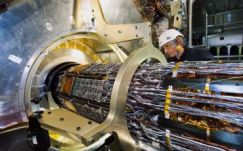 Először találtak közvetlen bizonyítékot fényrészecskék ütközésére