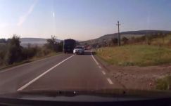 Saját és mások életével játszott egy sofőr Székelyudvarhely bejáratánál