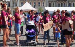 Körülbelül kétszázezer erdélyi magyar nőt bántalmaznak családjukban