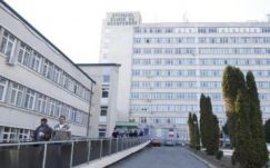 Kizuhant egy nő a kolozsvári rehabilitációs kórház nyolcadik emeletéről