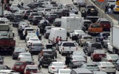 Brutális dugók alakultak ki a napfogyatkozás miatt az amerikai utakon