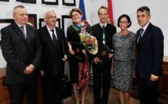 Külhoni Magyarságért Díjat vett át Kolozsváron Horváth Anna, Kató Béla és Tamási Zsolt