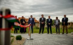 Szolgálati lakásokat adtak át magyar orvosoknak és művészeknek Szatmárnémetiben