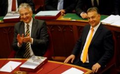 Ezért bírálja Orbán Viktorékat a román sajtó