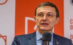 A BBTE rektora szerint Kelemen Hunornak távoznia kellene Romániából