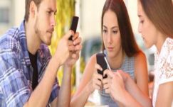 Ennyi mobiltelefonja van egy átlagos romániai családnak