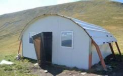 Esztenává változtatták a juhászok a Salvamont egyik menedékházát