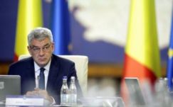 Készpénzben kapja fizetését, mert nem szereti a bankokat a kormányfő