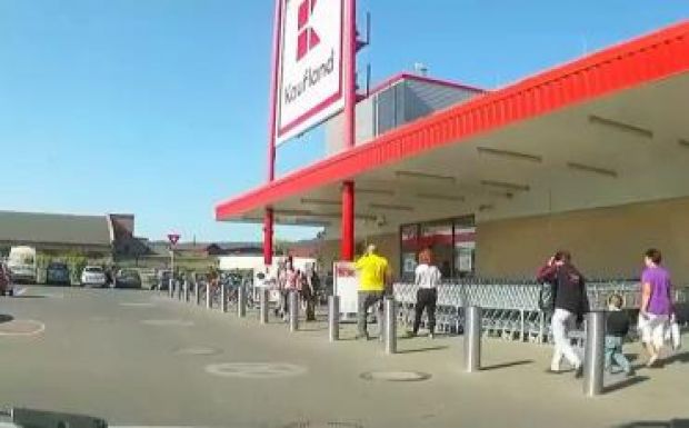 Kaufland-botrány: a magyarok ellen hergelt a fogyasztóvédelmi vezető