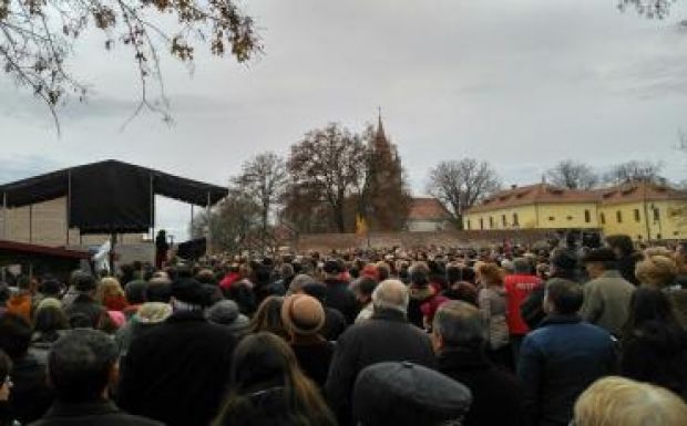 Tüntetést szervez a katolikus egyház a marosvásárhelyi líceum ügyében