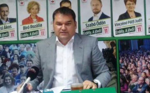 Cseke Attila: nem támogatunk mindent, ami kormányoldalról érkezik
