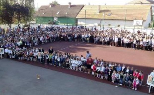 Nem kezdődött túl jól a tanév a háromszéki iskolákban