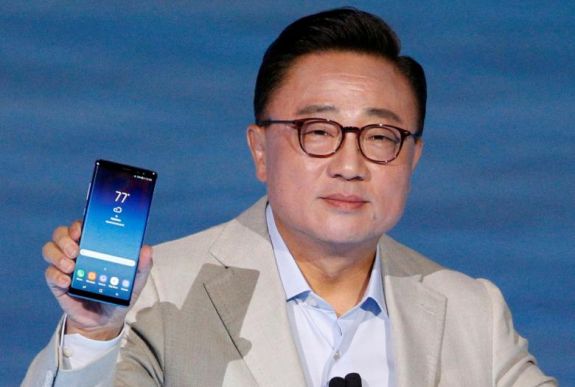 Jövőben érkezik a Samsung hajlítható képernyője