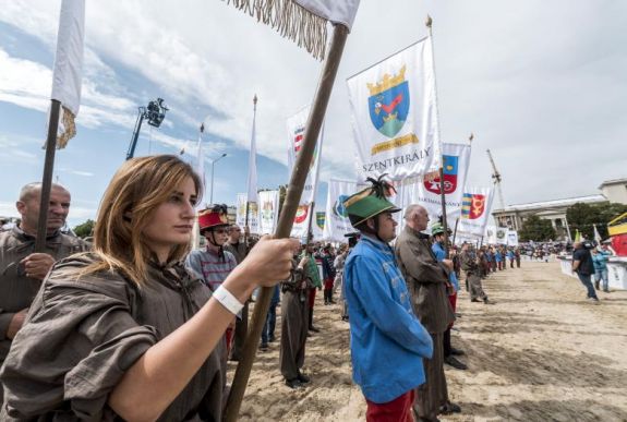 Megkezdődött a Nemzeti Vágta a budapesti Hősök terén