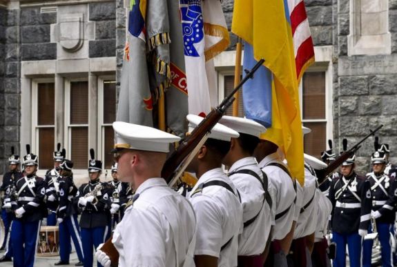 Az amerikai szenátus engedélyezte halált okozó fegyverek szállítását Ukrajnának