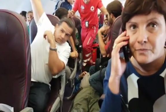 Madárnak ütközött a Wizz Air Bukarest-Catania járata, két bepánikolt utas elájult