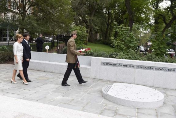 Az amerikai magyarság két tekintélyes személyiségét tüntették ki New Yorkban