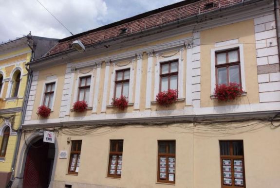 Eldőlt, melyik a legszebb virágos erkély Kolozsváron