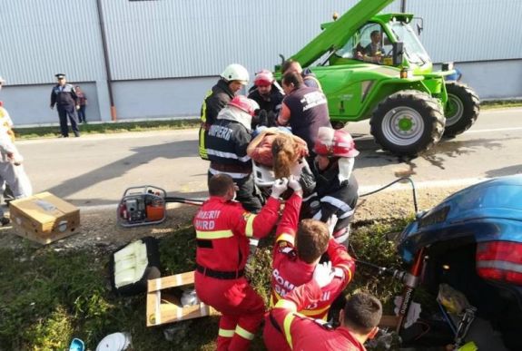 Drámai mentőakció a Bihar megyei utakon