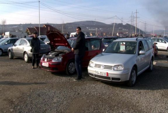 Megfékezné a kormány a használt autók behozatalát: készül az új adó