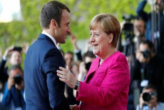 Támogatja Macron reformjavaslatait Merkel