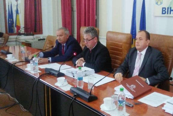 Pert nyert és Bihar Megye Tanácsának elnöke marad Pásztor Sándor