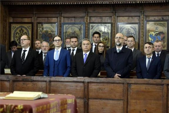 Orbán Kolozsváron: a jövőt magyar nyelven írják