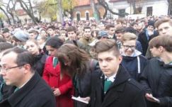 Marosvásárhelyi tüntetés: hogyan fog elférni a járdán 5000 ember?