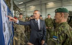 NATO-főtitkár: 30 éve nem volt ilyen veszélyes a világ