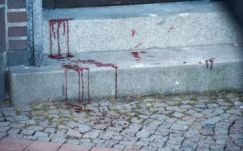 Megtámadtak Berlinben egy embert, mert keresztet viselt